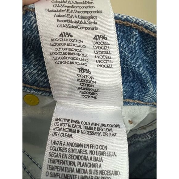 MOTHER Snacks The Candy Stick Skirt in Dine N Dash - Picture 9 of 9